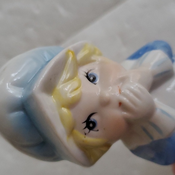 Vintage Girl and Boy Pilgrim Figurines by Treasure Masters Korea 5.5" Ceramic - Picture 6 of 11